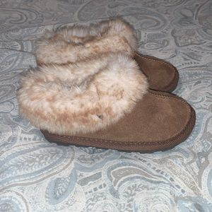 Toddler Cat & Jack faux fur booties